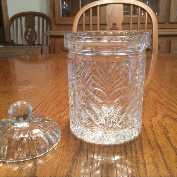 Fifth Avenue Crystal 7-1/2" Covered Jar - Picture 2 of 5